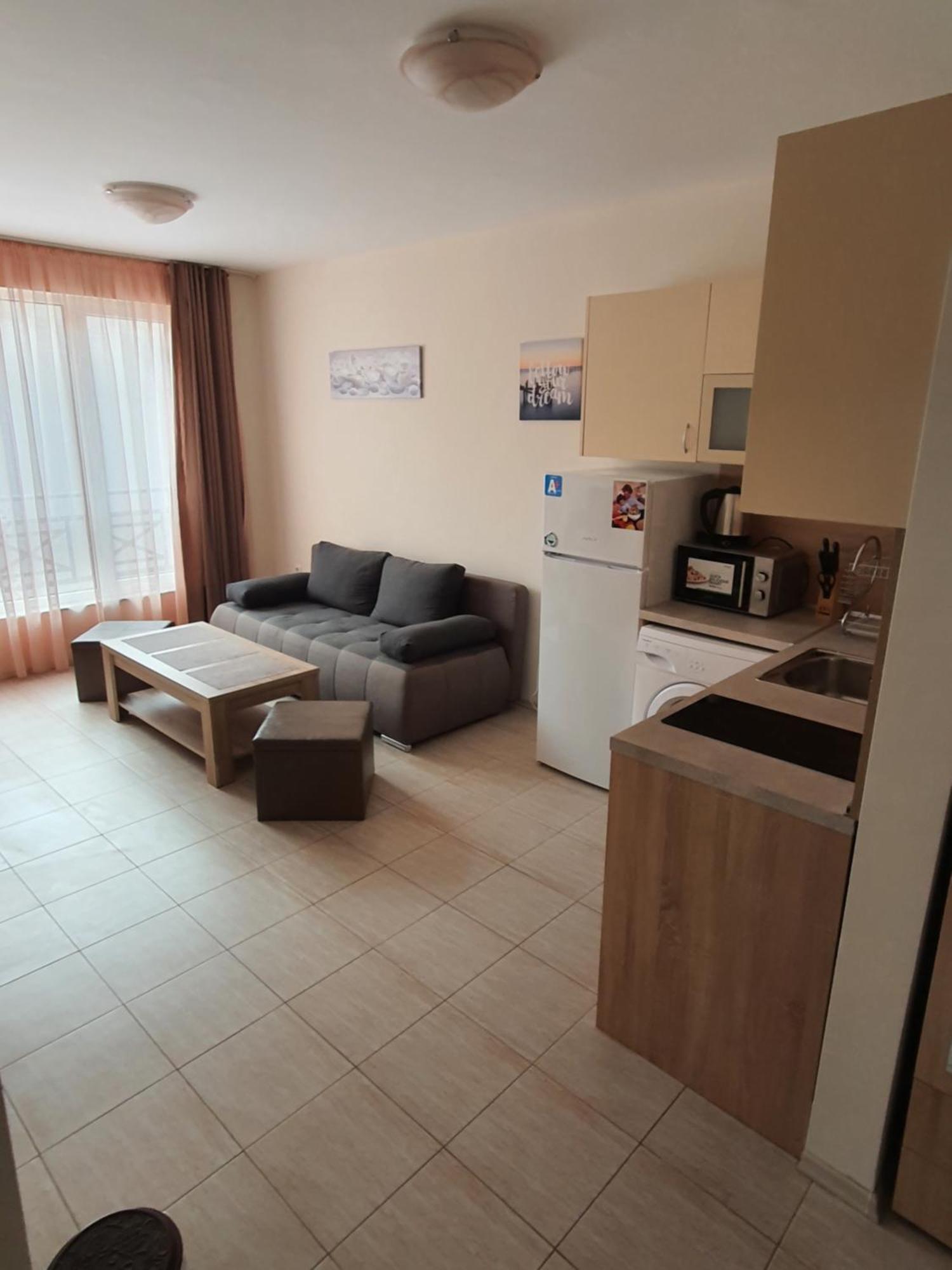 Таня 10 Apartment Pomorie Ngoại thất bức ảnh